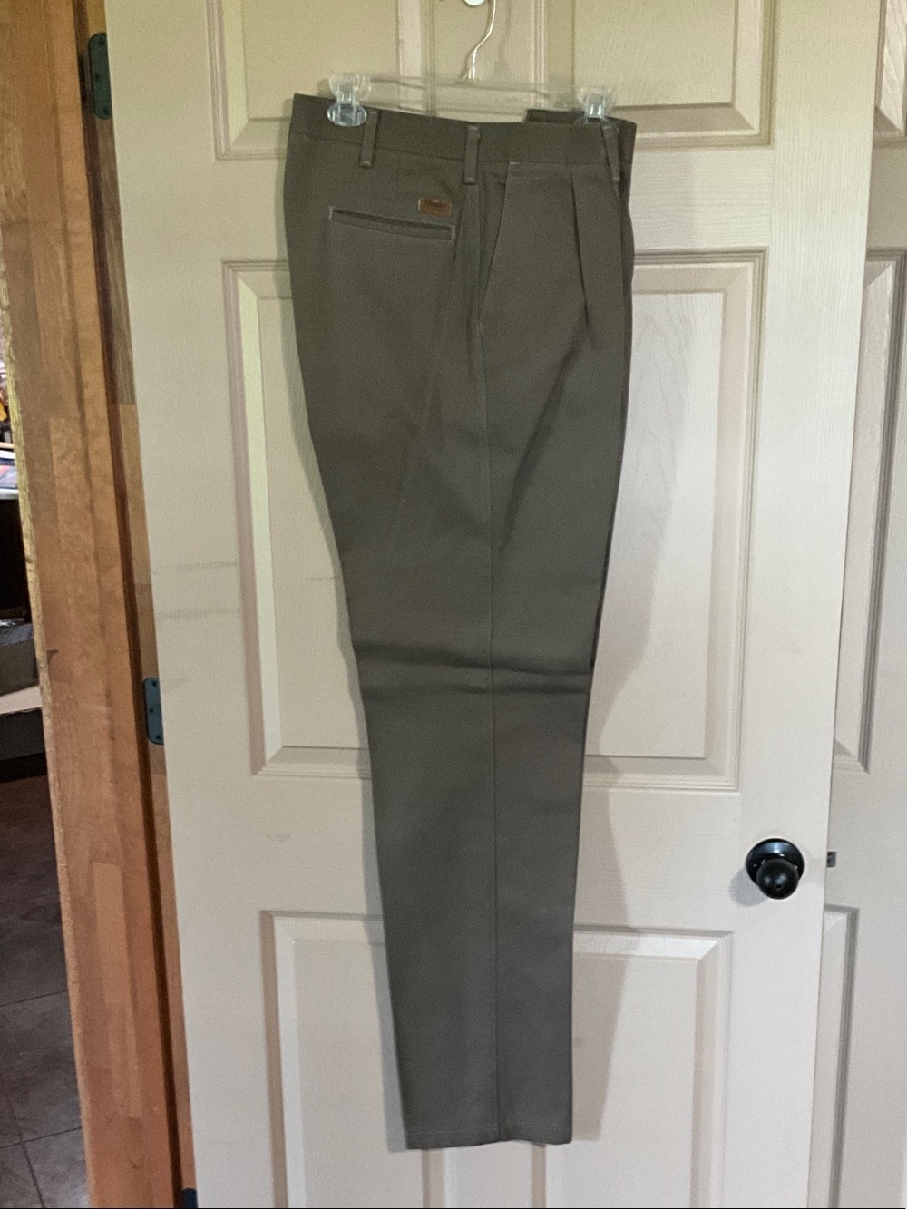 Classic Men's Khaki Dress Pants - Unbranded